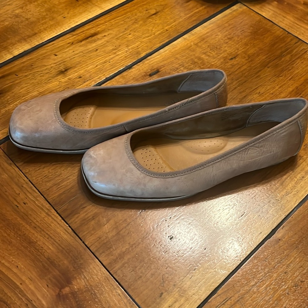 Kork-ease Palremo leather flat taupe size 8